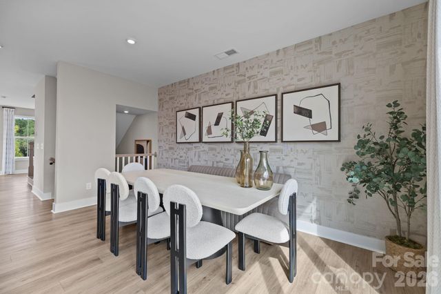 4101 Westbound Drive, Charlotte, NC 28278
