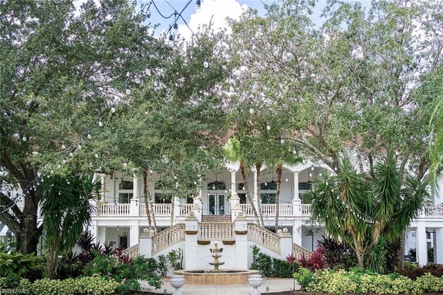 5893 Three Iron DR # 1604, Naples, FL 34110