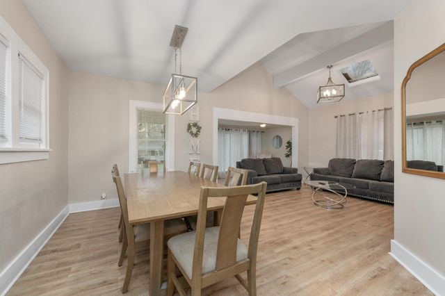 410 W 16th St N, Wichita, KS 67203