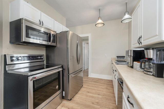 410 W 16th St N, Wichita, KS 67203