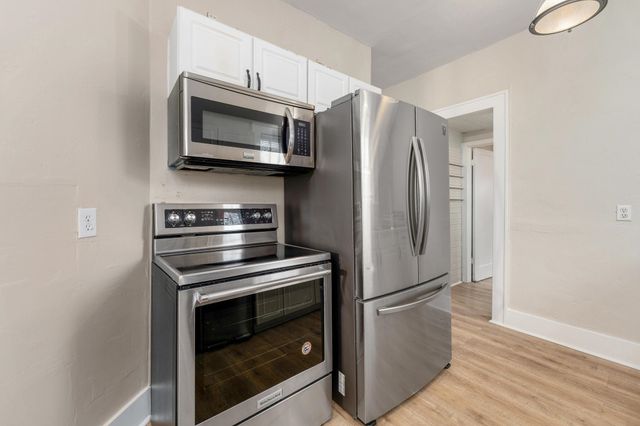 410 W 16th St N, Wichita, KS 67203