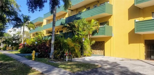 1975 NE 135th Street 3E, North Miami, FL 33181