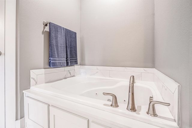 25 Joel Lane, Maumelle, AR 72113