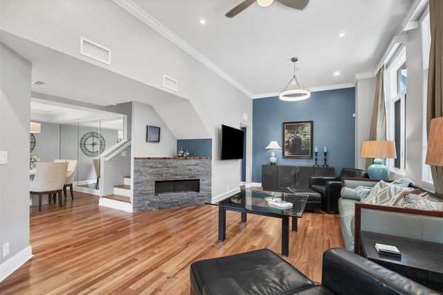 200 COCOANUT AVENUE 7, Sarasota, FL 34236