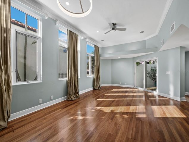 200 COCOANUT AVENUE 7, Sarasota, FL 34236