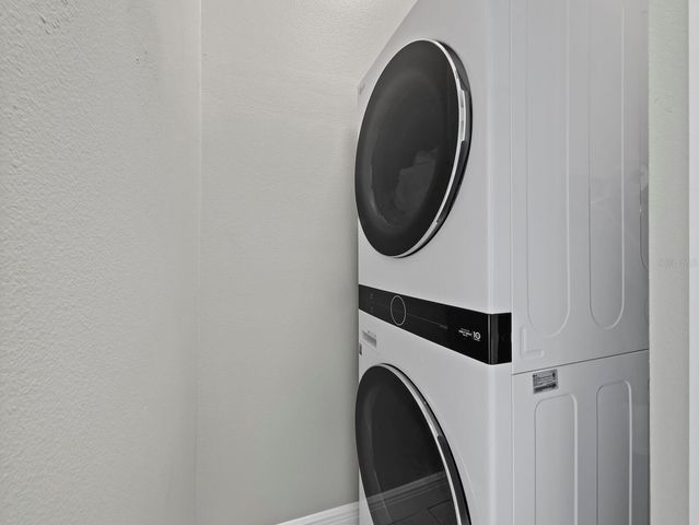 200 COCOANUT AVENUE 7, Sarasota, FL 34236