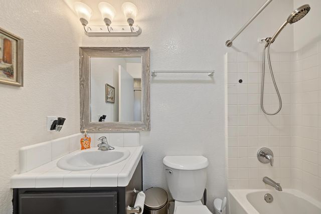 2637 W Acacia, Stockton, CA 95203
