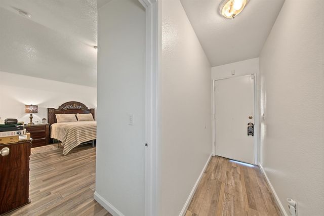 2637 W Acacia, Stockton, CA 95203
