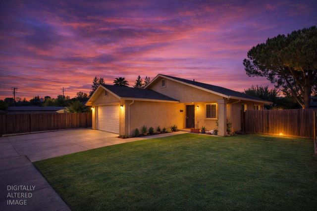 2637 W Acacia, Stockton, CA 95203