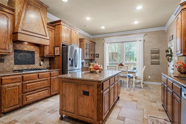 1203 Platte Drive, Mansfield, TX 76063