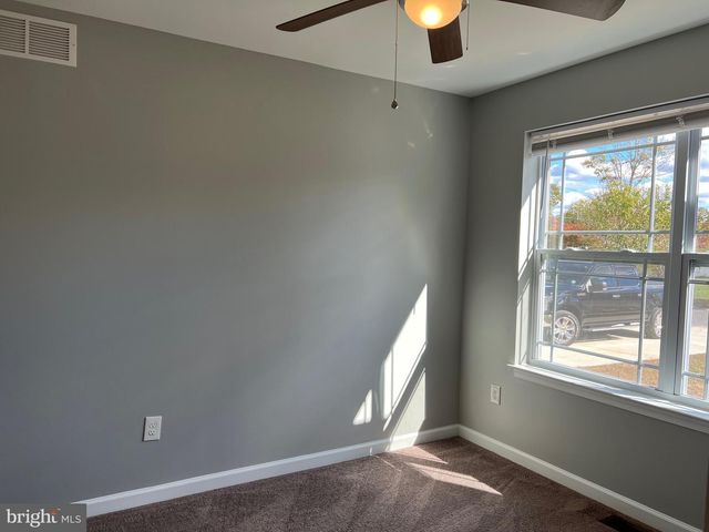 519 SURREY AVE, Berlin, NJ 08009