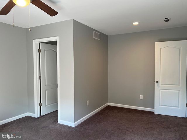 519 SURREY AVE, Berlin, NJ 08009
