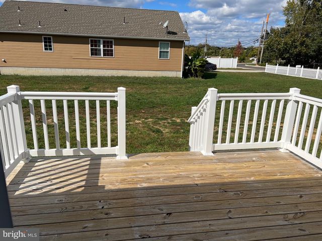 519 SURREY AVE, Berlin, NJ 08009