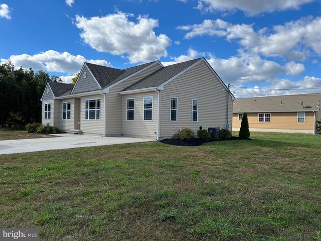 519 SURREY AVE, Berlin, NJ 08009