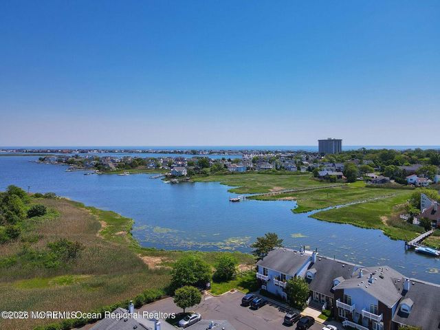 25 Meadow Avenue 72, Monmouth Beach, NJ 07750
