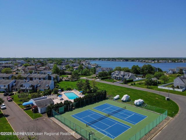 25 Meadow Avenue 72, Monmouth Beach, NJ 07750