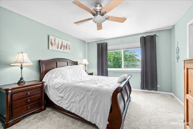 1683 Seaton Lane, Elgin, IL 60123