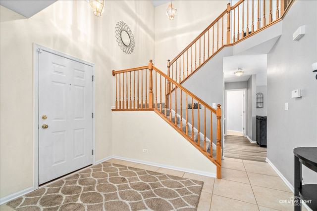 1683 Seaton Lane, Elgin, IL 60123