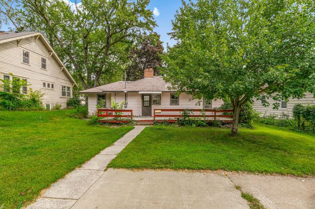 1017 7th Avenue S, Saint Cloud, MN 56301