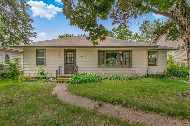 1017 7th Avenue S, Saint Cloud, MN 56301