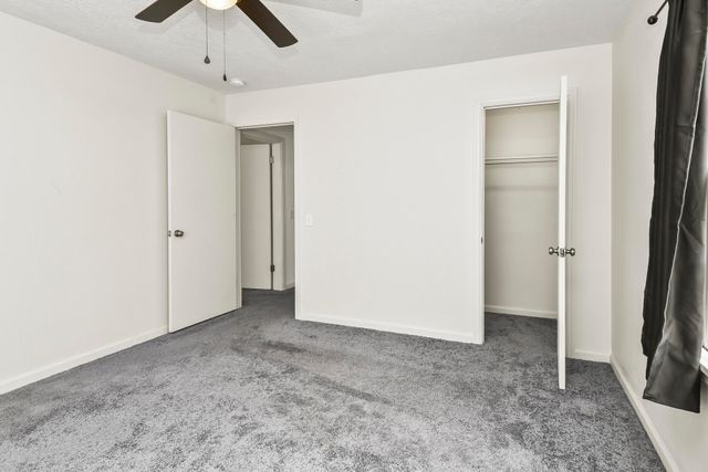 1452 South Avenue, Springfield, MO 65807