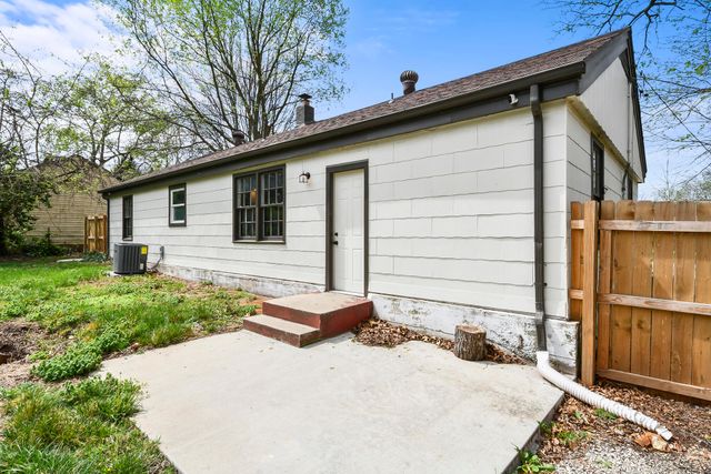 1452 South Avenue, Springfield, MO 65807