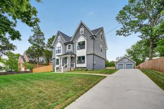 8323 ROLLING RD, Manassas, VA 20110