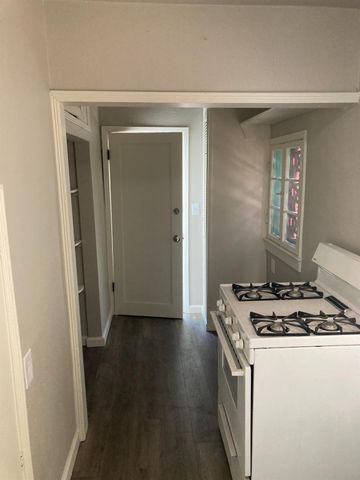 840 E Brown Avenue, Fresno, CA 93710