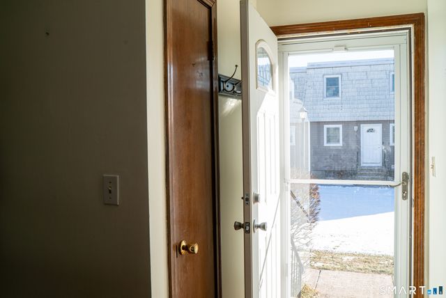 55 Meetinghouse Village 2, Meriden, CT 06450