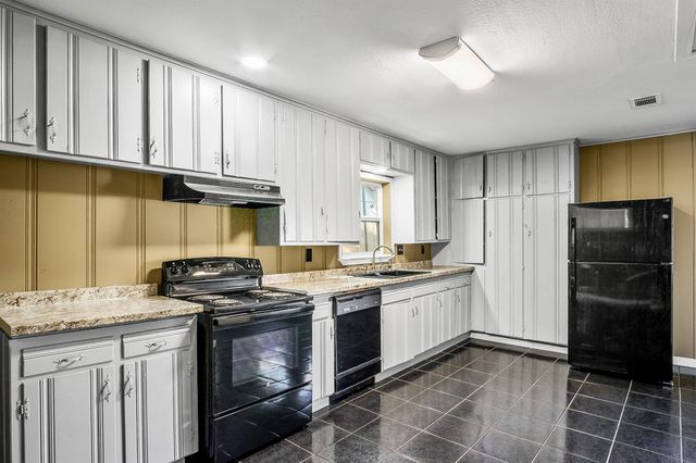 1011 Marleen Street, Houston, TX 77034