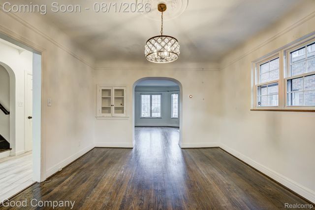 17205 SANTA BARBARA Drive, Detroit, MI 48221