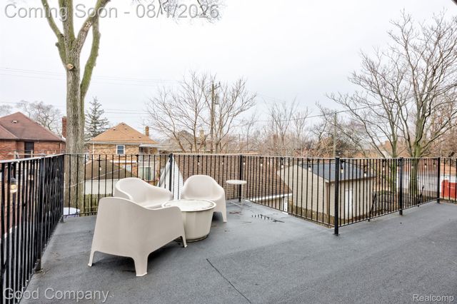 17205 SANTA BARBARA Drive, Detroit, MI 48221