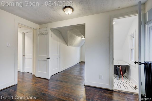 17205 SANTA BARBARA Drive, Detroit, MI 48221