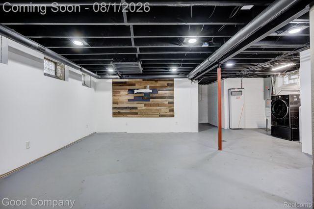 17205 SANTA BARBARA Drive, Detroit, MI 48221