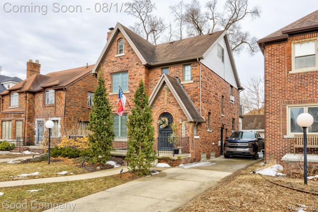 17205 SANTA BARBARA Drive, Detroit, MI 48221