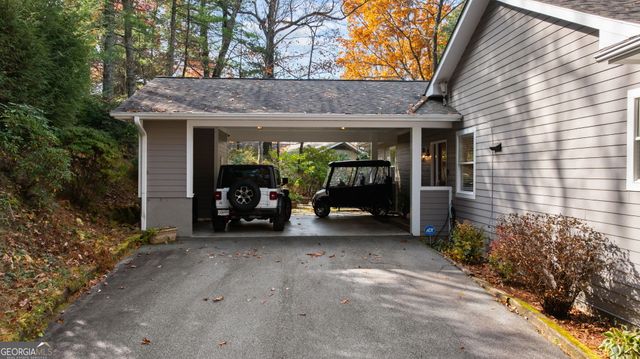 79 Alex Mountain, Sky Valley, GA 30537