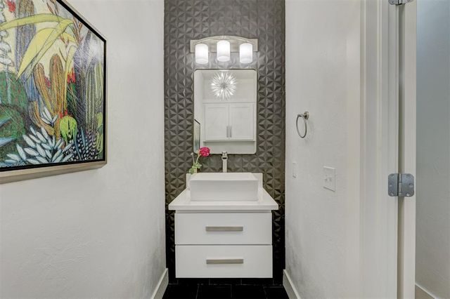 1316 NW 16th Street, Oklahoma City, OK 73106