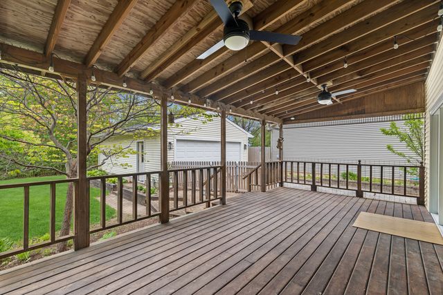 366 Poplar Street, Crystal Lake, IL 60014