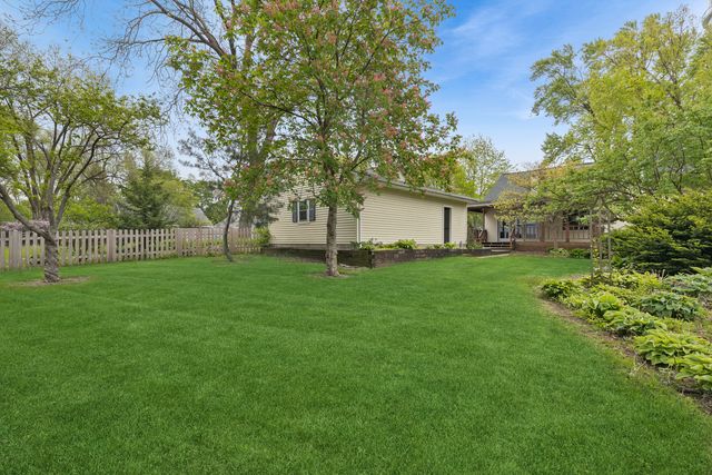 366 Poplar Street, Crystal Lake, IL 60014