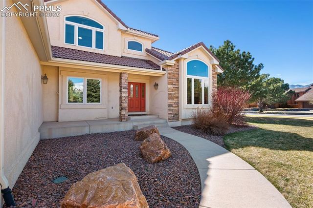 3805 Alta Mesa Court, Colorado Springs, CO 80904