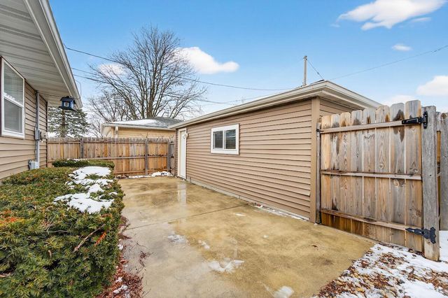 3620 88th STREET, Kenosha, WI 53142