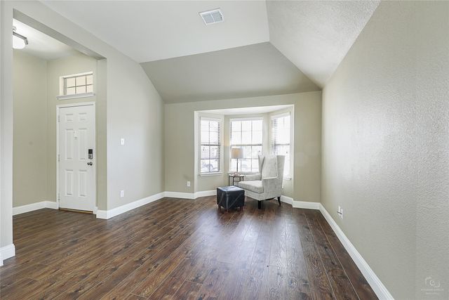 3805 Denridge Lane, Fort Worth, TX 76262