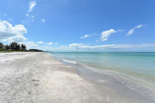 560 CEDAR STREET, Longboat Key, FL 34228