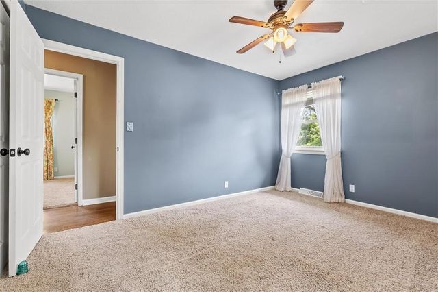 506 Moss Avenue, Liberty, MO 64068