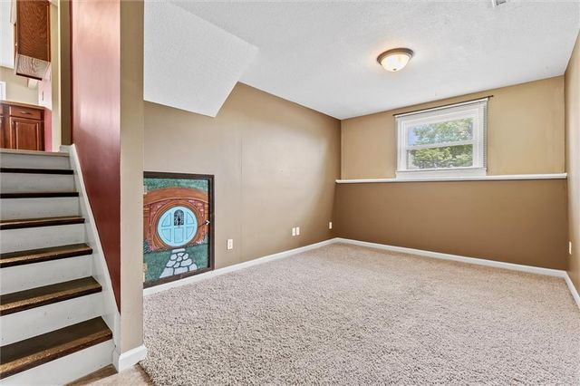 506 Moss Avenue, Liberty, MO 64068