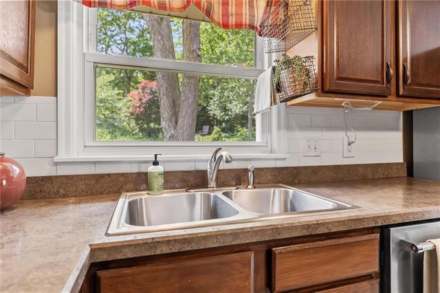 506 Moss Avenue, Liberty, MO 64068