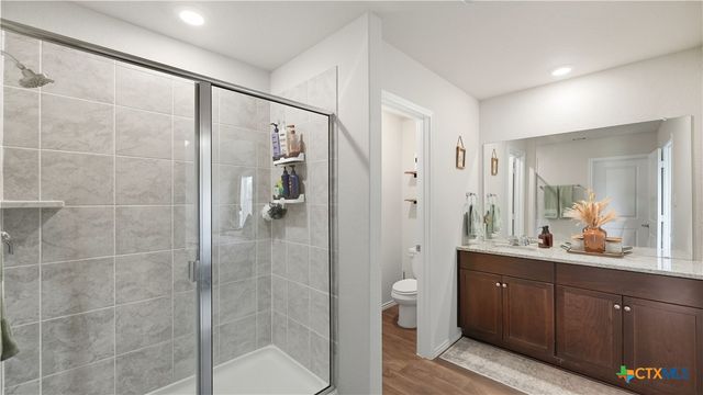 150 Legendary Trail Loop, Floresville, TX 78114