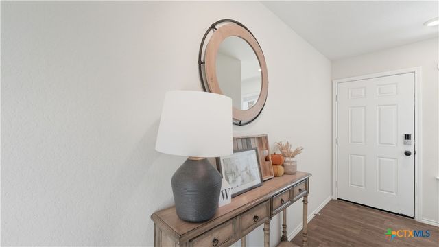 150 Legendary Trail Loop, Floresville, TX 78114