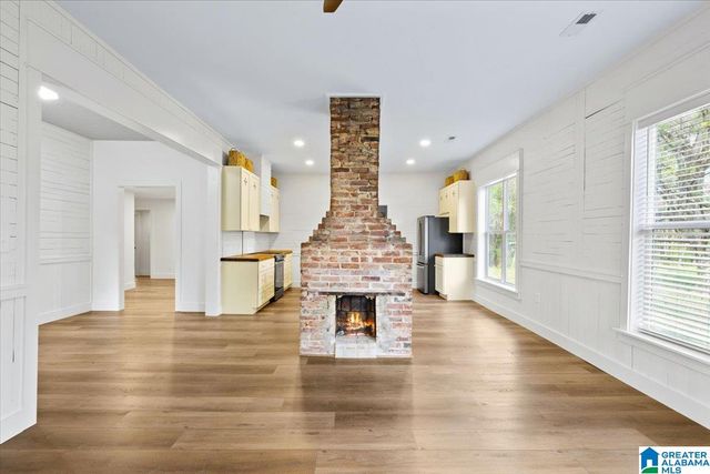 2093 SHANGHAI ROAD, Springville, AL 35146