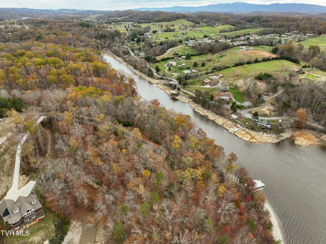 121 Pointe Drive, Piney Flats, TN 37686